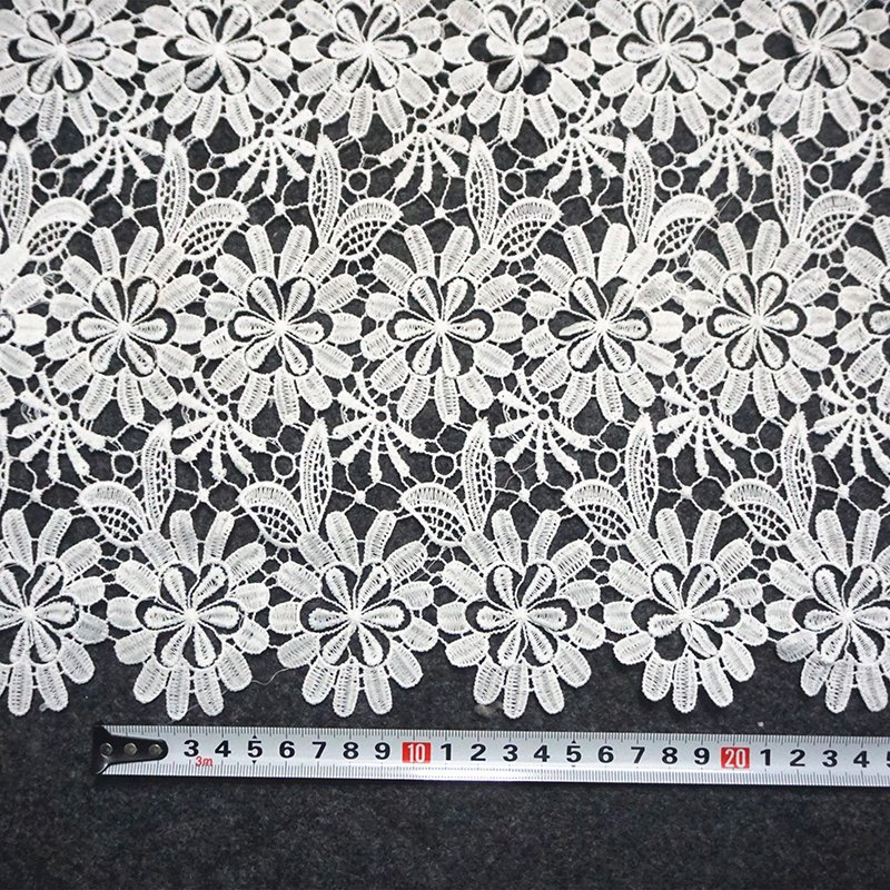 Factory Direct Sale New Style High Quality Water Soluble Women's luxury Guipures Customized Floral Embroidery Lace Fabric