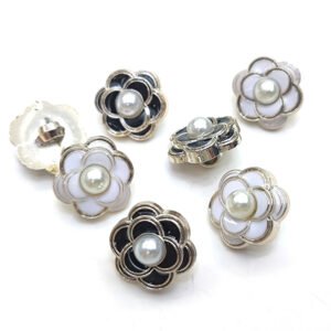 Plastic pearl oil Camellia coat button black and white button women's big clothes decoration button