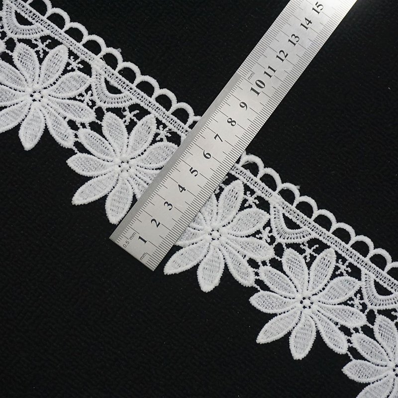 Custom New White Embroidered Lace Fabric Trim Ribbon Water Soluble Guipure Lace Trimming for Sewing