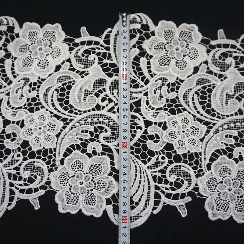 Hot Sale Flower Water Soluble Lace Fabric For Wedding Dresses