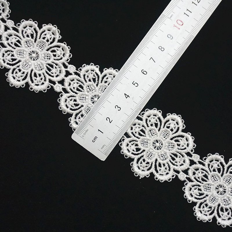 High Quality White Milk Silk Material Lace Embroidered Ribbon Cotton 3d Flower Trim Lace Trimming