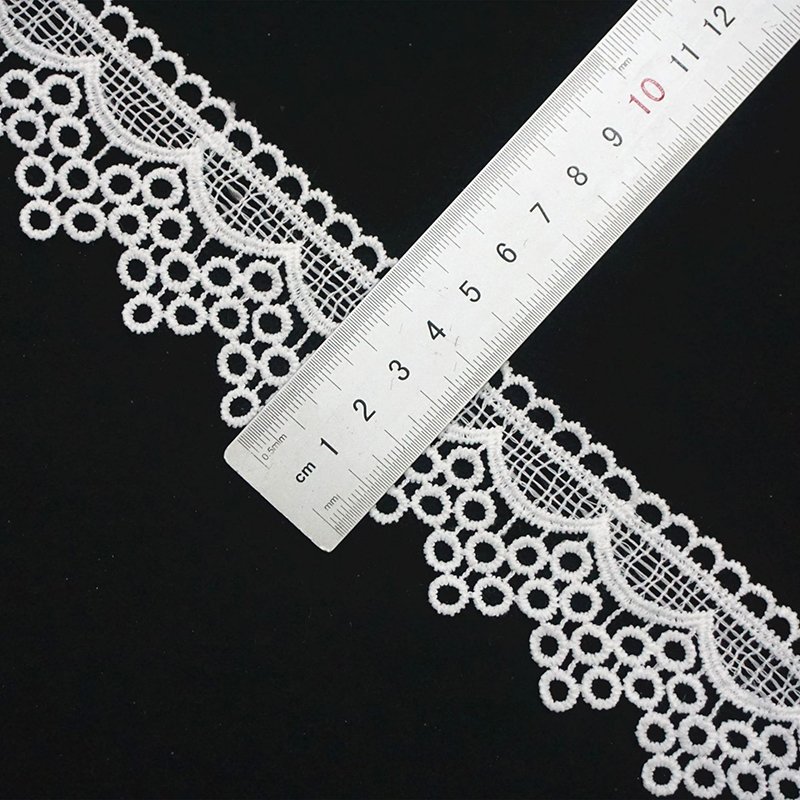 Custom New White Embroidered Lace Fabric Trim Ribbon Water Soluble Guipure Lace Trimming for Sewing