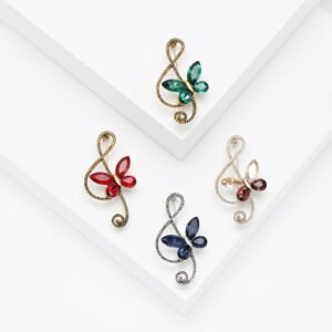 Fashionable Neckline Brooch New Retro Butterfly Rhinestone Note Brooch